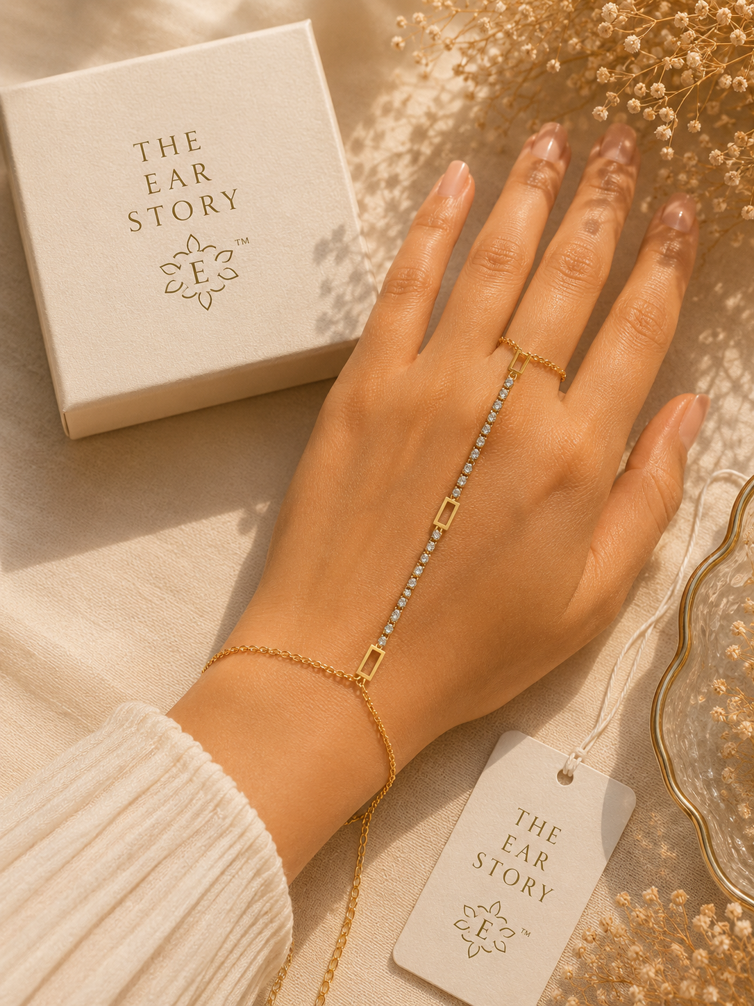 Royal Crystal Link Hand Chain