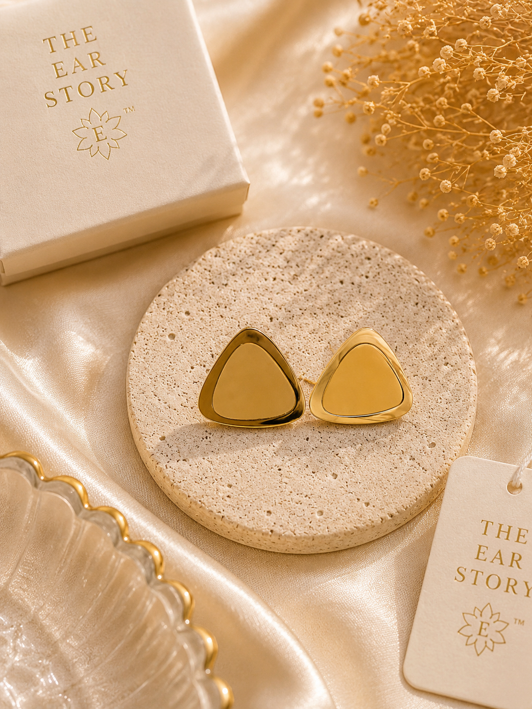 Triangular Minimal Stud Earrings